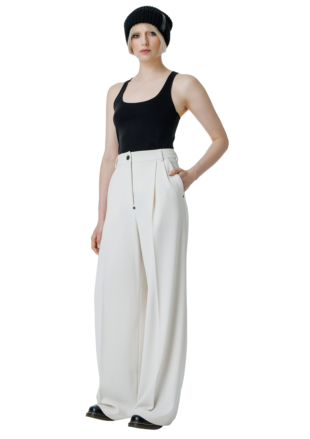 Wide-leg trousers