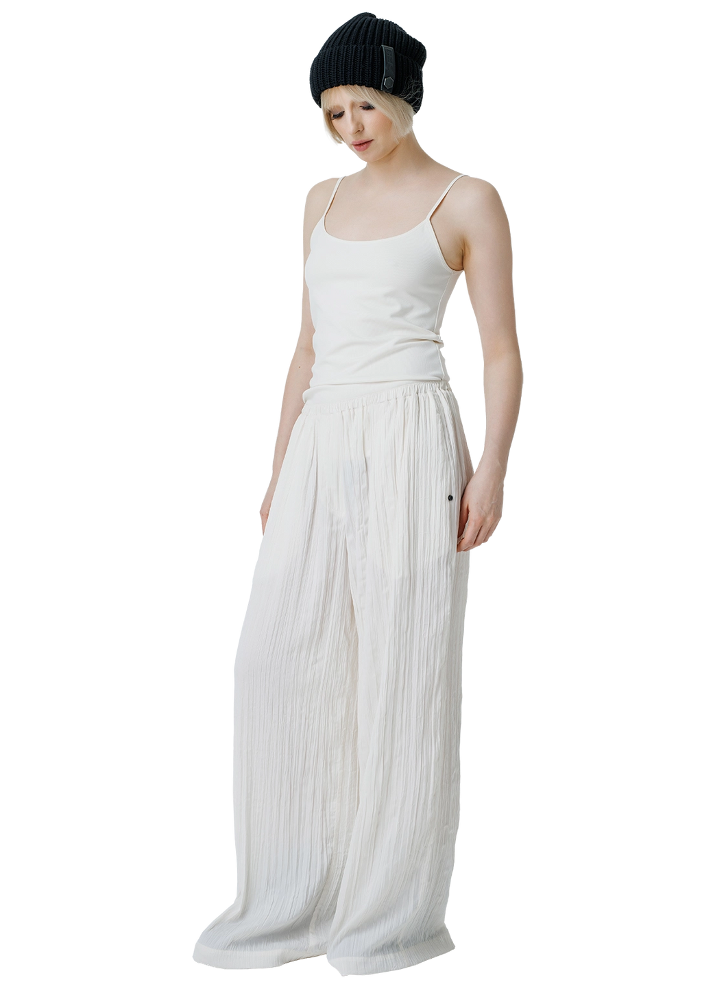 Pleated trousers