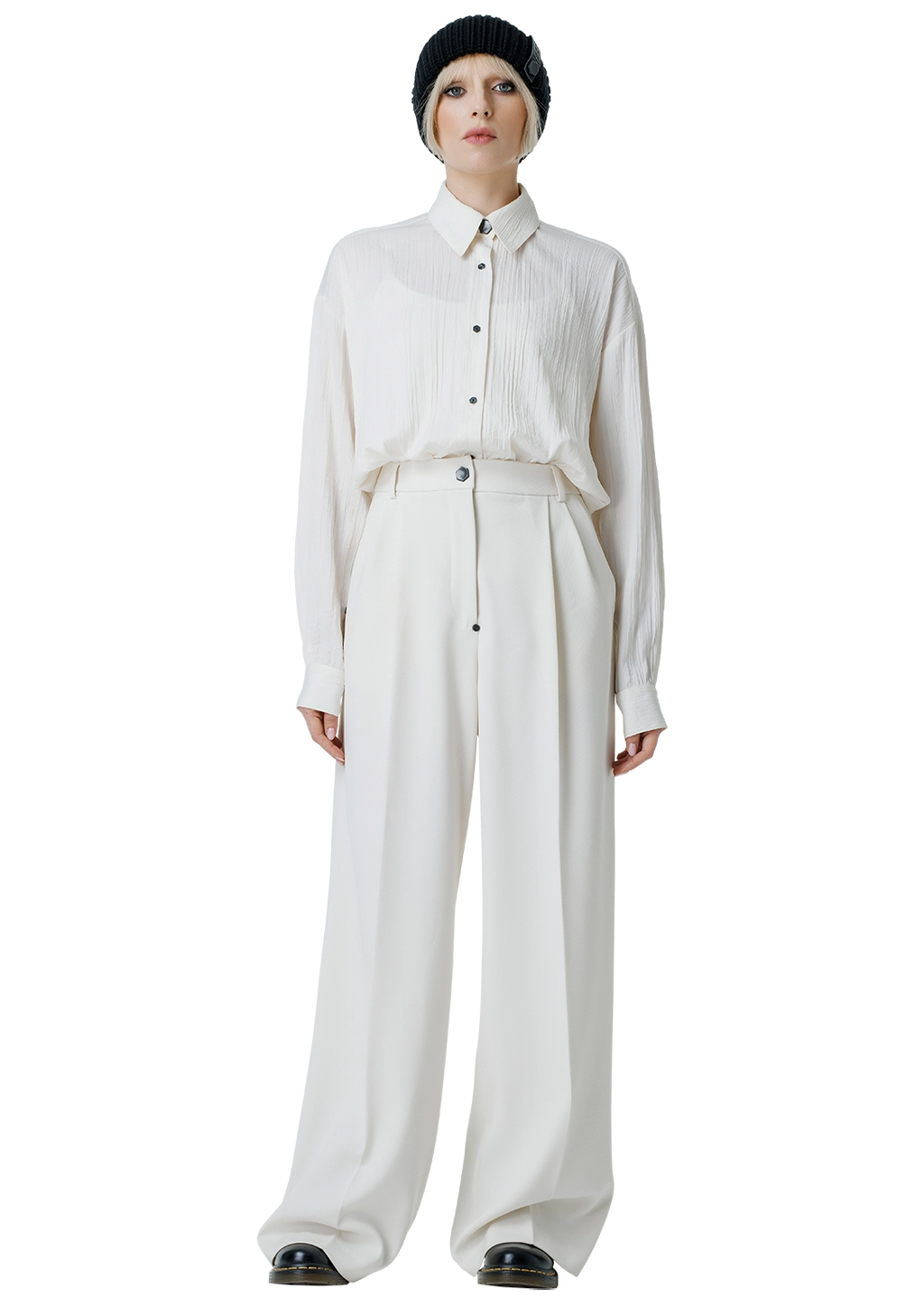 Wide-leg trousers