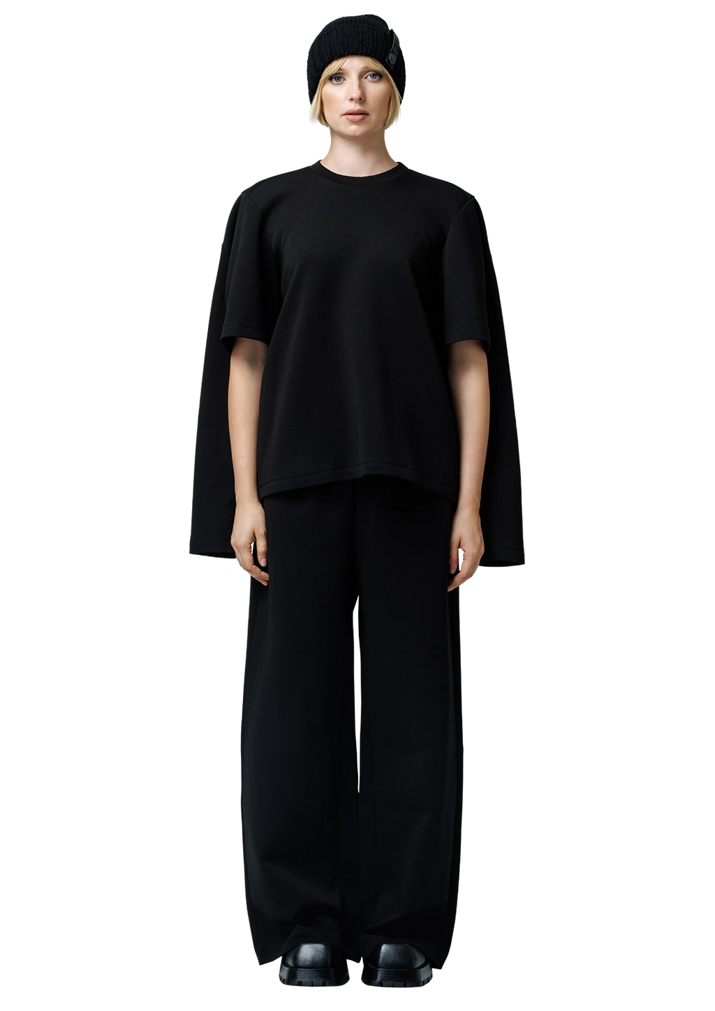 Extra sleeve sweatshirt