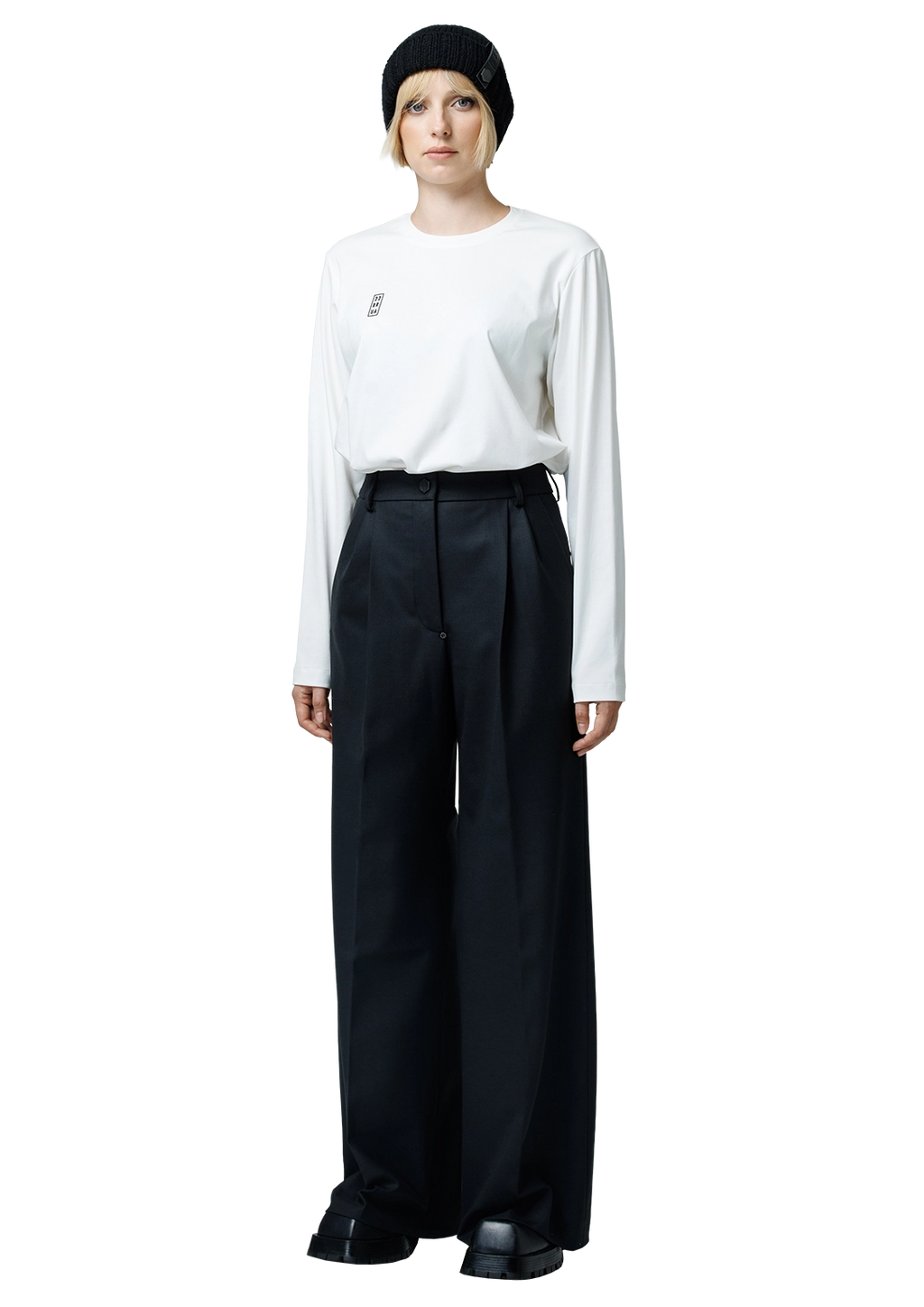 Wool wide-leg trousers