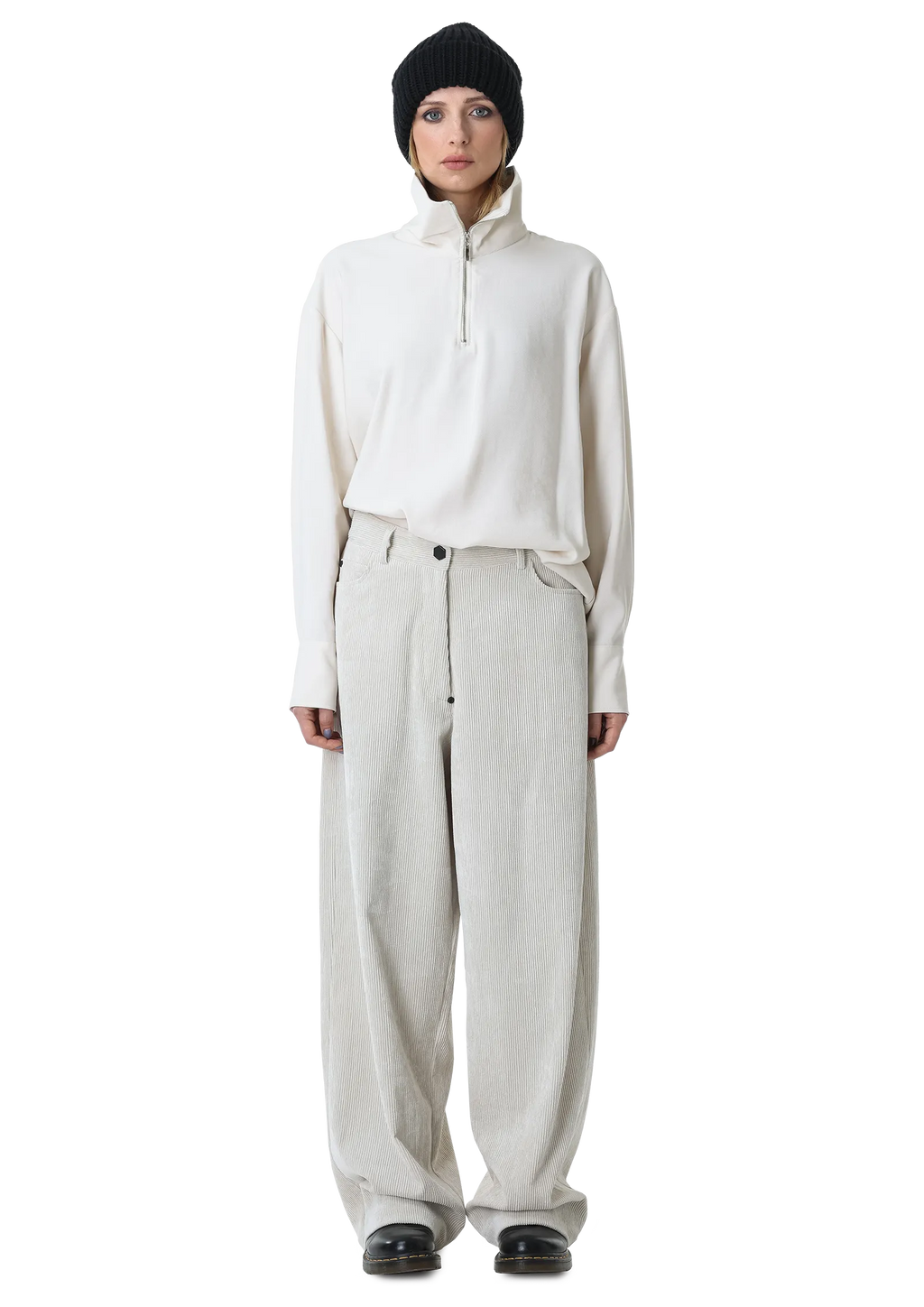 Corduroy trousers – BOTTOMS in by 2RU2RA
