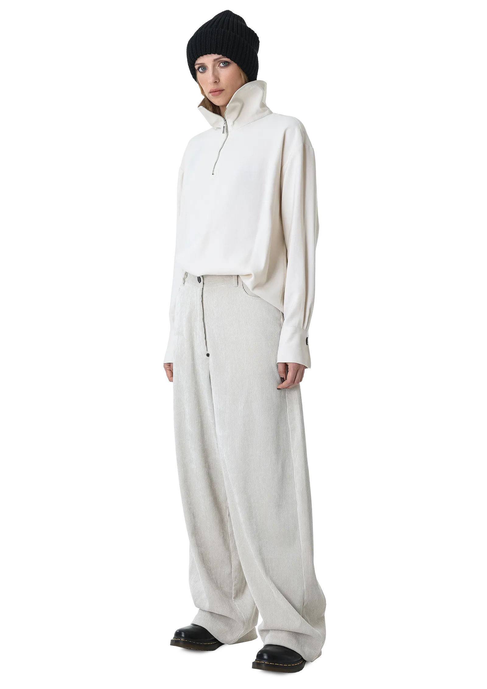 Corduroy trousers – BOTTOMS in by 2RU2RA