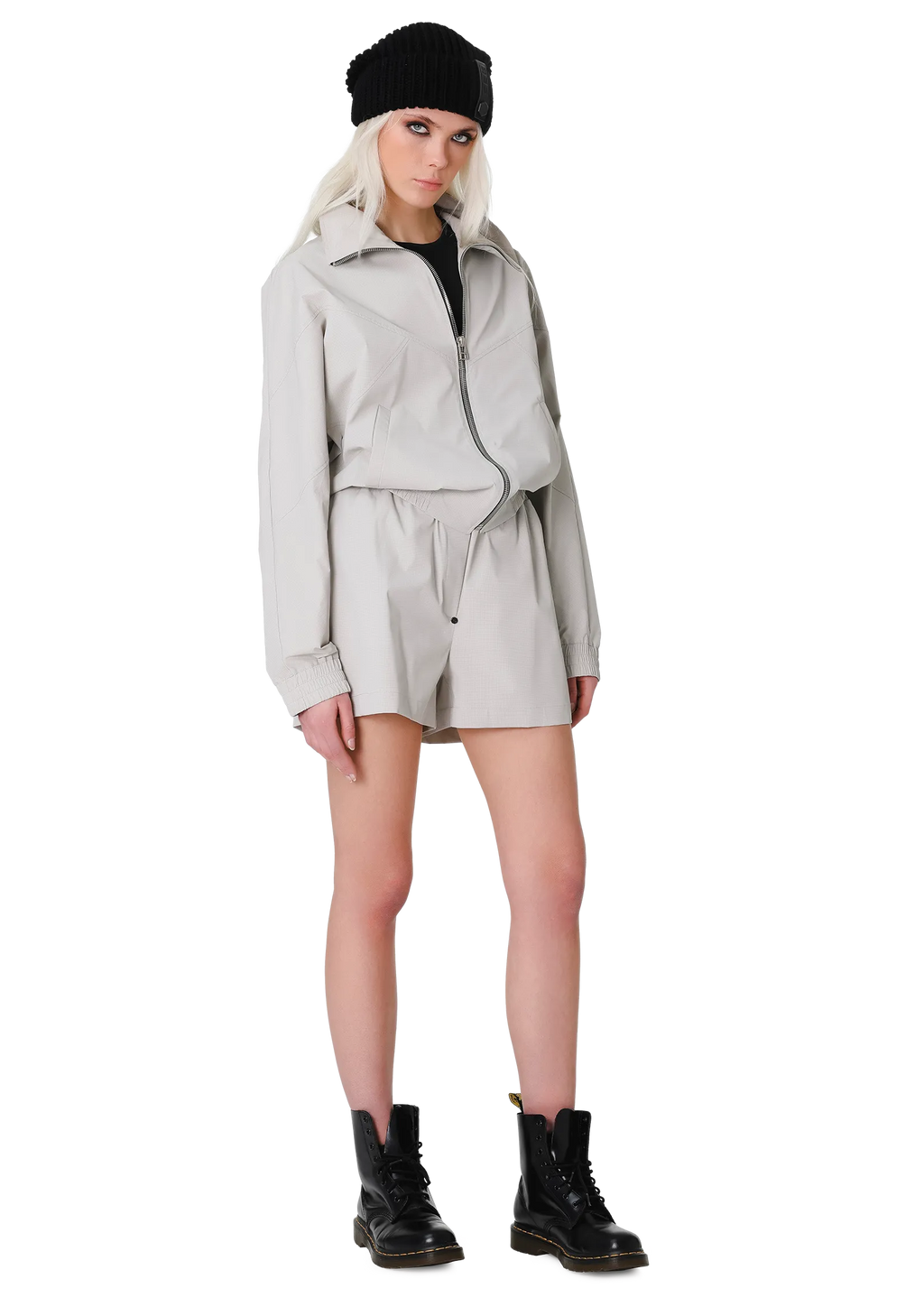 Loose tech shorts – BOTTOMS in by 2RU2RA