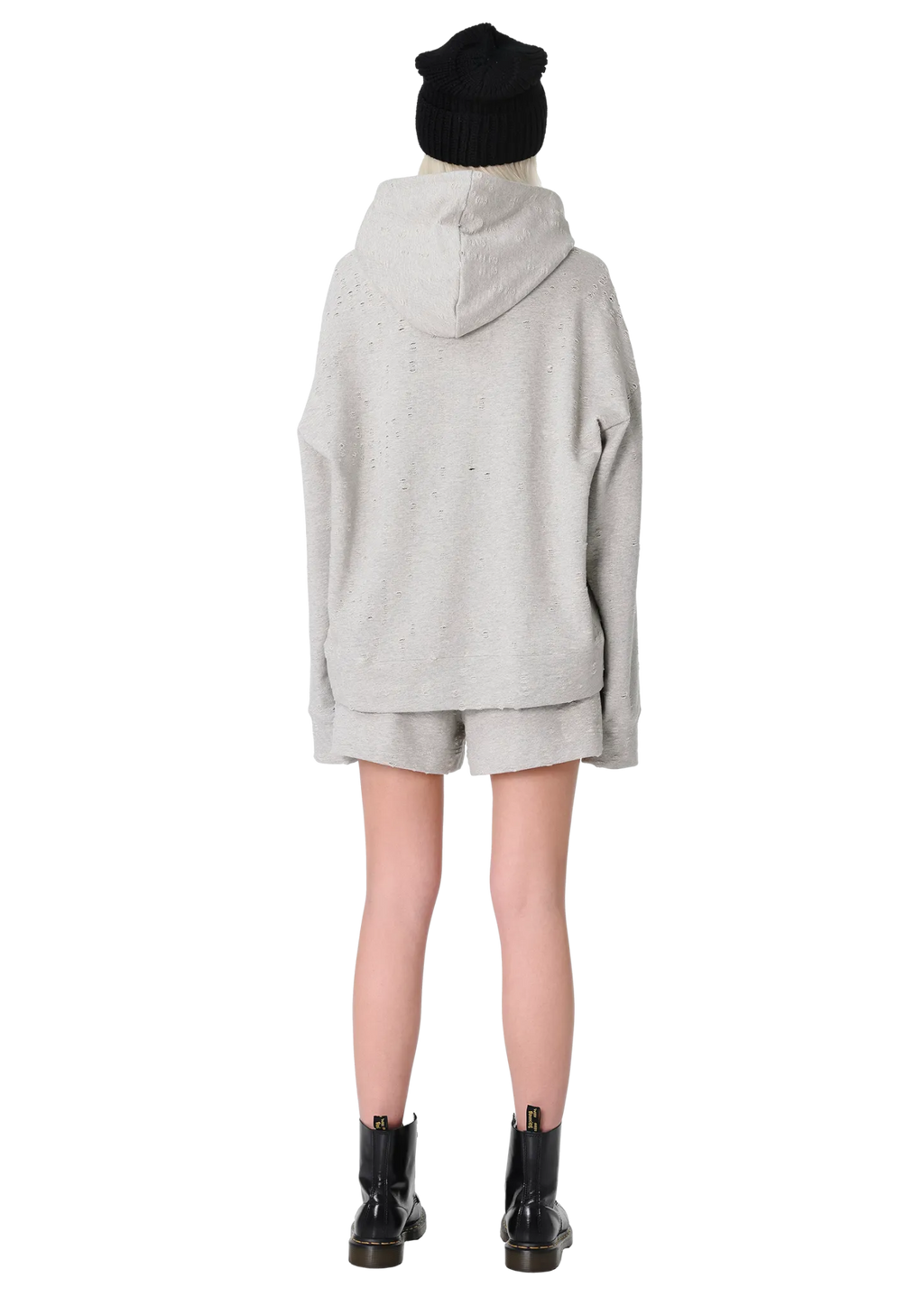 Ripped sweatshorts – BOTTOMS in by 2RU2RA