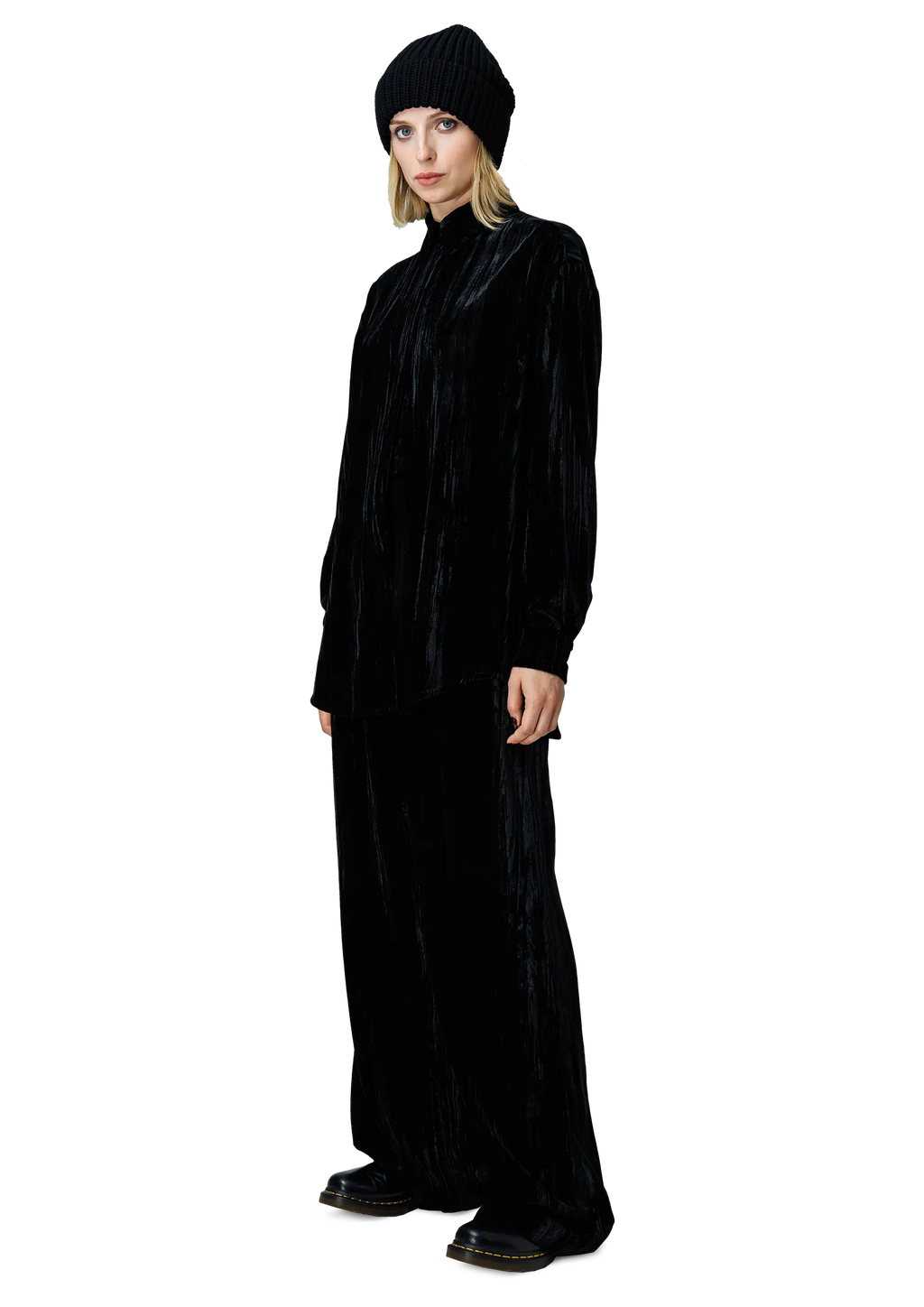 Velvet wide-leg trousers – BOTTOMS in by 2RU2RA